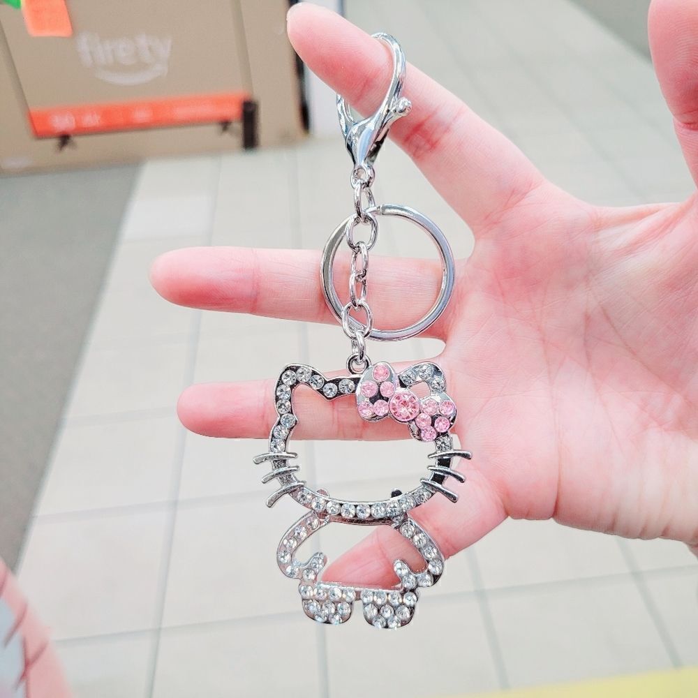Brand New Hello Kitty Rhinestone Silver Keychain - Picture 4 of 6